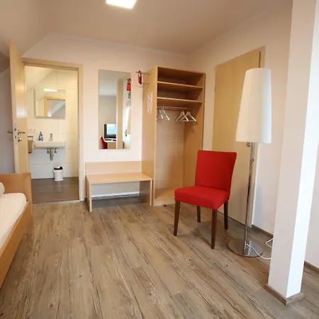 Leidringer Gaestehaus Gmbh 3*