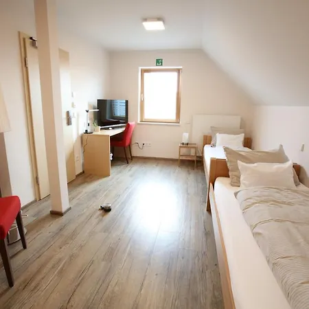 莱丁格旅馆 3* Rosenfeld
